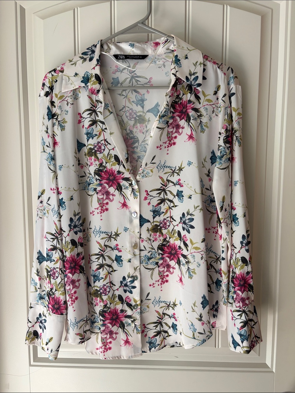 Zara White Floral Button-Down Shirt with Pink & Blue Blooms